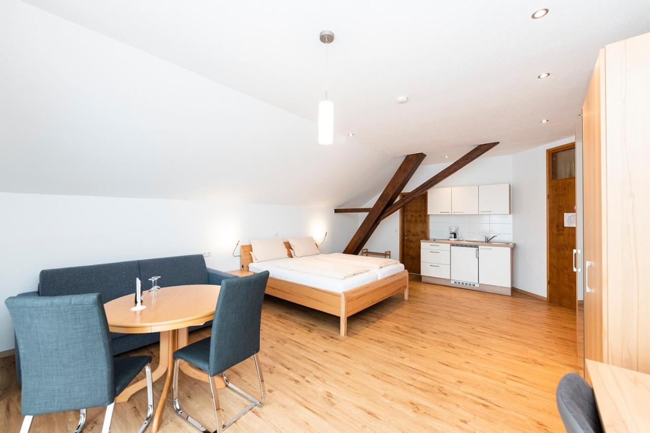 Weingut Und Gastehof Borst Hotel Nordheim am Main Eksteriør billede